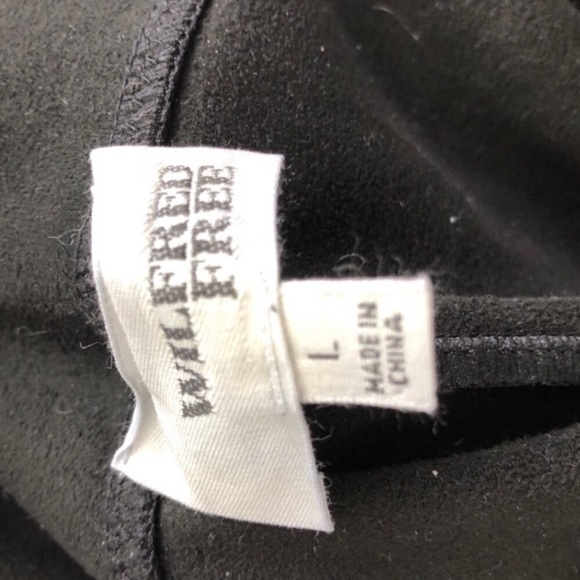 Black Aritzia Daria Suede Leggings! - Picture 5 of 5